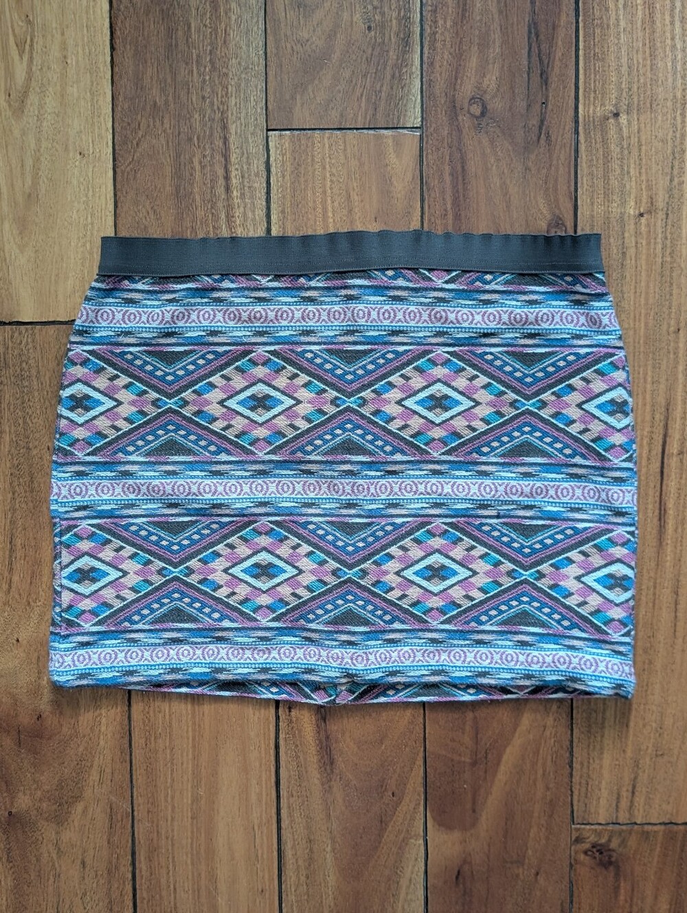 American Eagle Outfitters Aztec Mini Skirt (10)